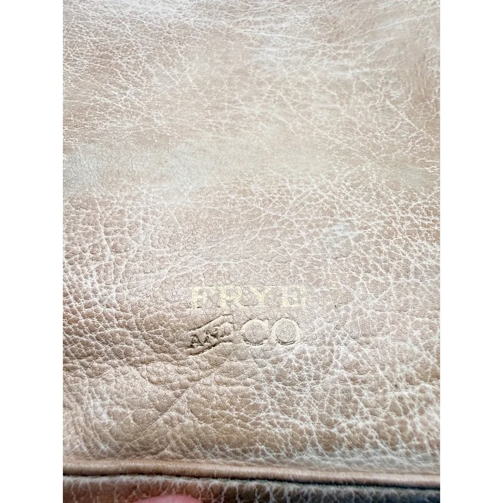 Frye and Co Crossbody Bag Womens Medium Peach Tan Fair Stud Distressed Leather
